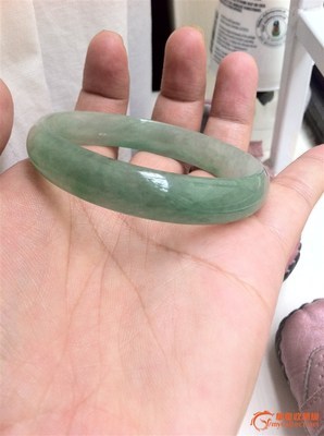 听说这个网里面有好多高手行家,麻烦帮着评估一下?谢谢_听说这个网里面有好多高手行家,麻烦帮着评估一下?谢谢鉴定_听说这个网里面有好多高手行家,麻烦帮着评估一下?谢谢估价_听说这个网里面有好多高手行家,麻烦帮着评估一下?谢谢真假辨别_来自藏友缘翡翠_玉石_翡翠_古玩鉴定估价_华夏收藏网